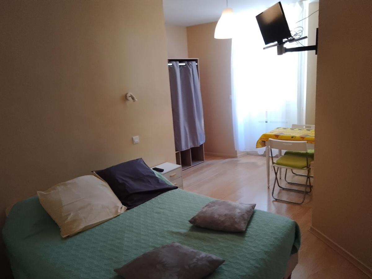 Le Moderne Veynes - Location D'Appartements A La Nuitee Exterior photo
